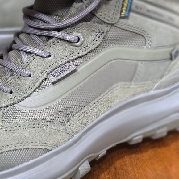 Vans MTE Crestline Waterproof Hiking Boots Green Women's 10 HydroGuard Brand New - Picture 13 of 16